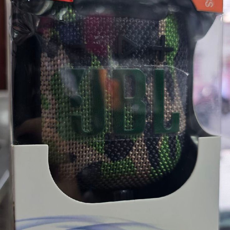 scaled_d9a5cbf7-192c-4853-a23d-c567a093801d5857408258623746540 Corneta JBL para motos - Image 1